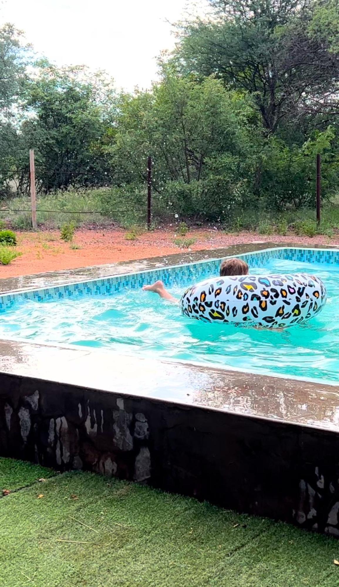 Simba Safaris African Pride Exotic Lodge Lephalale 외부 사진