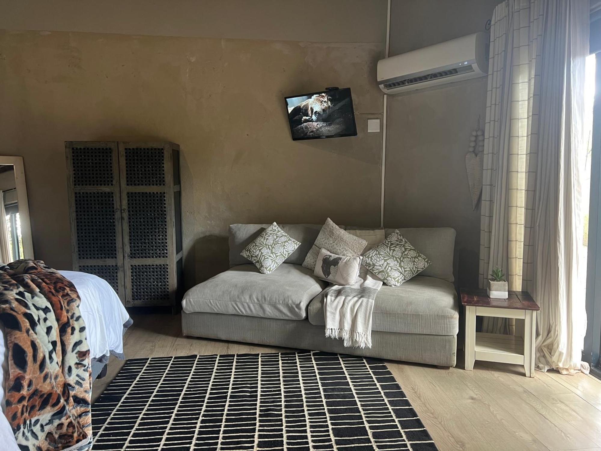 Simba Safaris African Pride Exotic Lodge Lephalale 외부 사진